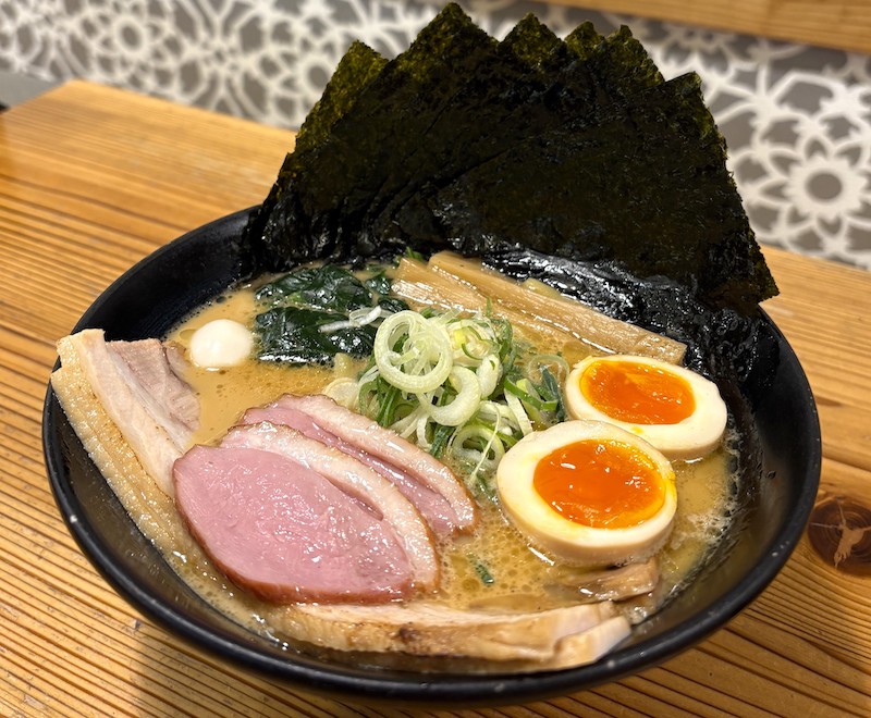 クリーミーとんこつ神明スペシャル クリーミーとんこつ神明スペシャル